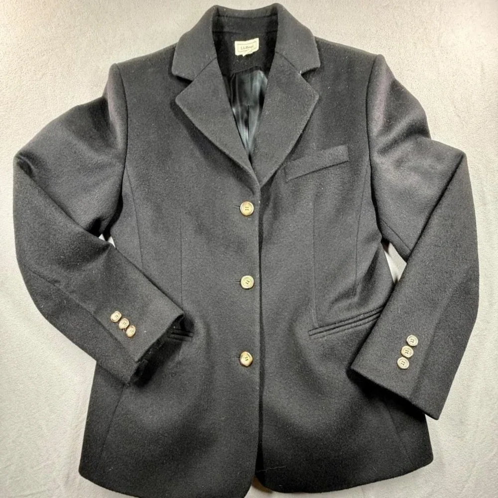 L.L. Bean bean black